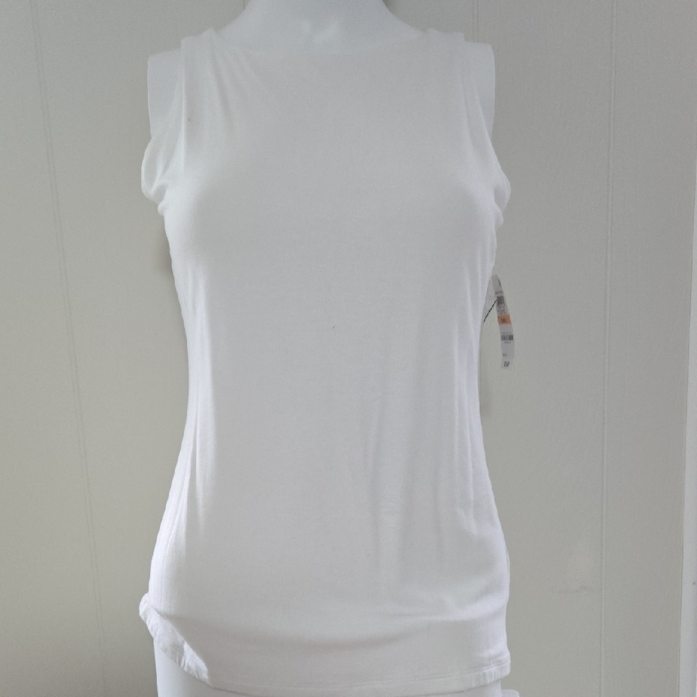 INC International Concepts White Fitted Tank Top